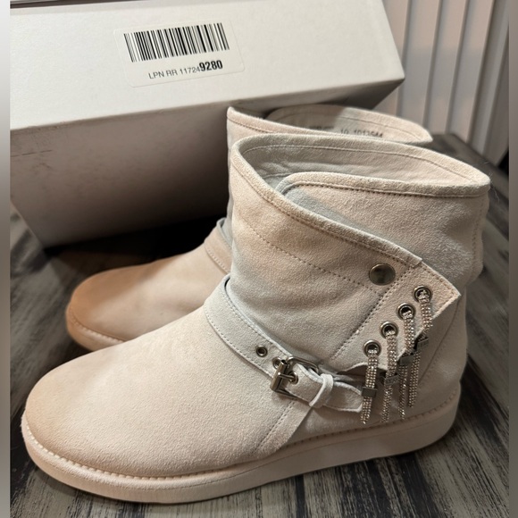 UGG Women's Karisa Everlasting Swarovski Glitter Charm Boots In White Size 10 - Picture 3 of 16